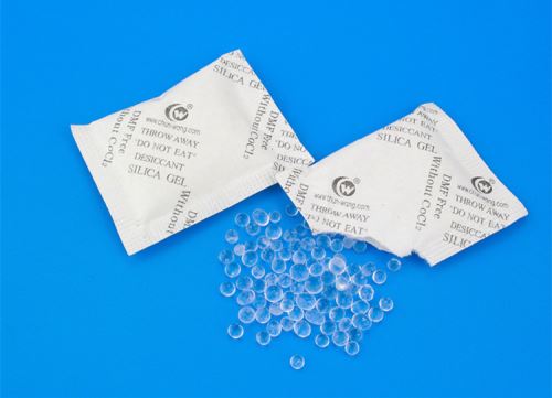 Silica Gel Desiccant Packets Extend Shelf Life Of Dried Fruit